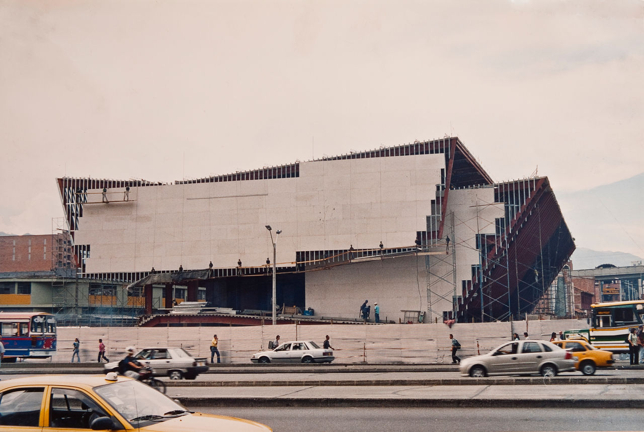 Construcción de la Biblioteca EPM