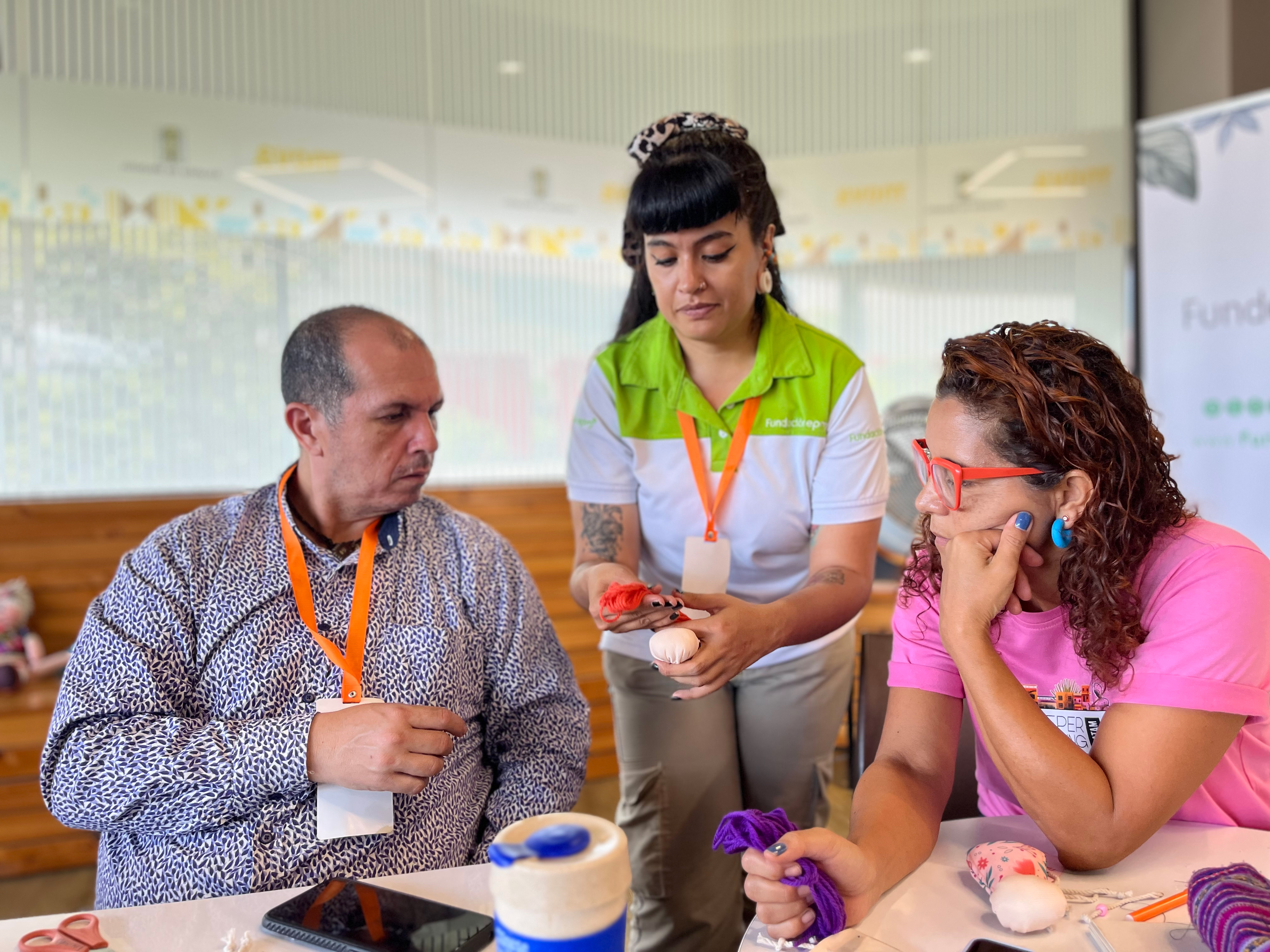 Con dos iniciativas que apuestan por el bienestar socioemocional y la inclusión tecnológica, la Fundación EPM fue protagonista en la más reciente edición de Deeper Learning Latam, un evento internacional que tuvo por segunda vez consecutiva a Medellín como sede principal
