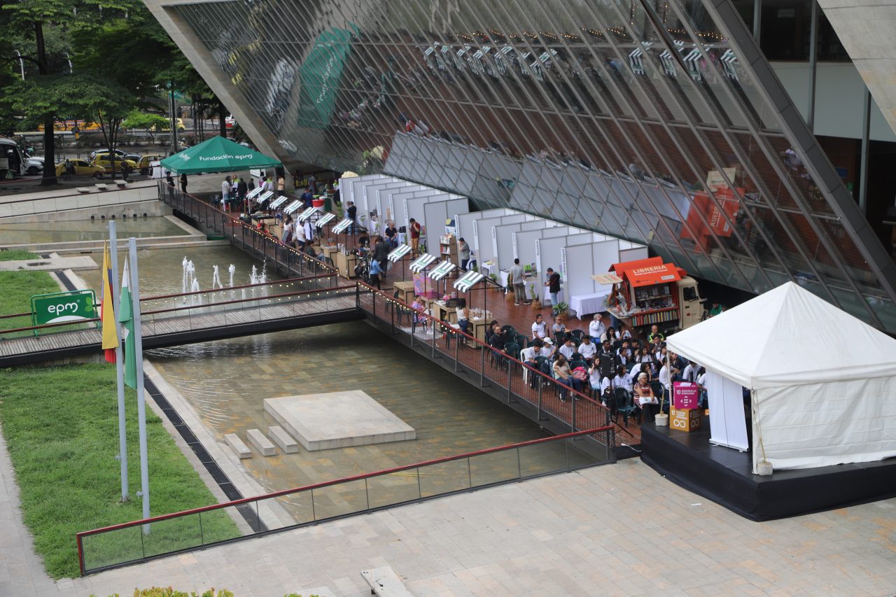 20 años Biblioteca EPM